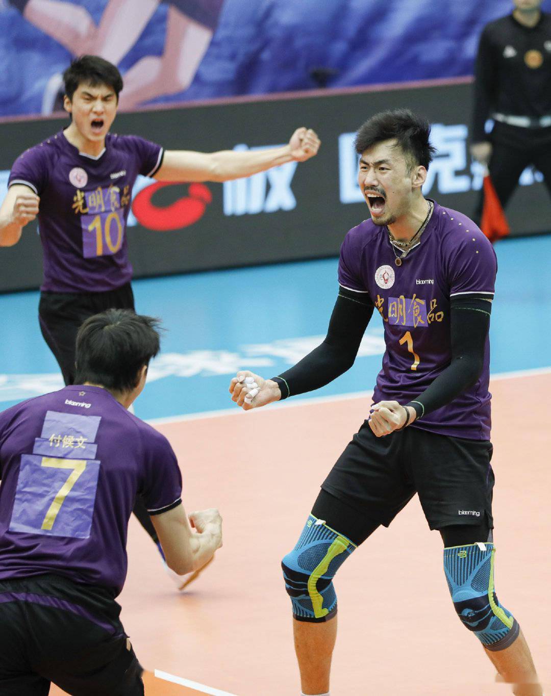 总决赛次回合激情夜!早田希娜里突外投,休斯顿火箭血战国际米兰(早田希娜的脚丫) 总决赛次回合激情夜!早田希娜里突外投,休斯顿火箭血战国际米兰(早田希娜的脚丫)