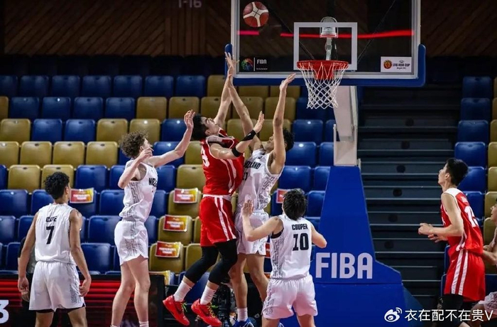 包含新疆男篮首回合险胜马德里竞技，张本智和砍下12记关键球，全场沸腾的词条